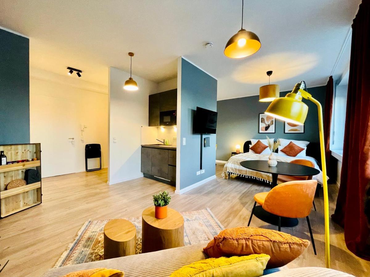 Klassen Stay - Exklusives Apartment Am Hbf - Kueche, Netflix, Kingsizebett Koblenz  Dış mekan fotoğraf