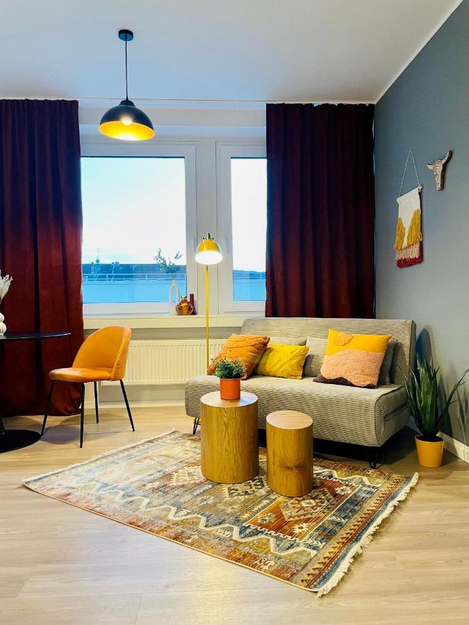 Klassen Stay - Exklusives Apartment Am Hbf - Kueche, Netflix, Kingsizebett Koblenz  Dış mekan fotoğraf