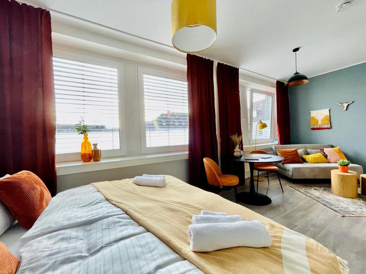 Klassen Stay - Exklusives Apartment Am Hbf - Kueche, Netflix, Kingsizebett Koblenz  Dış mekan fotoğraf